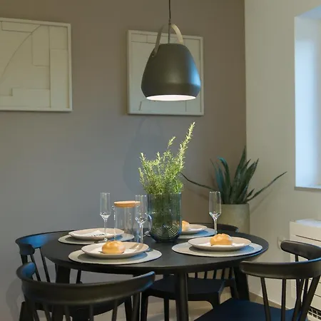 Premium With Beautiful Sea View, Short Walk To The Sea Апартаменты *
