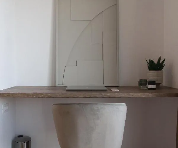 Premium With Beautiful Sea View, Short Walk To The Sea * Abbázia