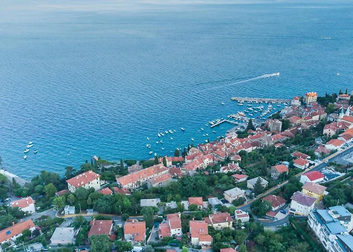 Apartman Premium With Beautiful Sea View, Short Walk To The Sea *